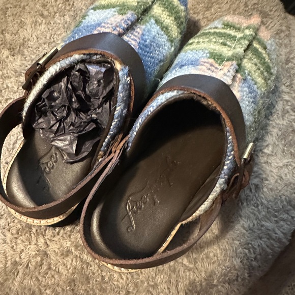 New ‼️ FREE PEOPLE Astrid Platform Mules. Size 8 - Picture 10 of 11